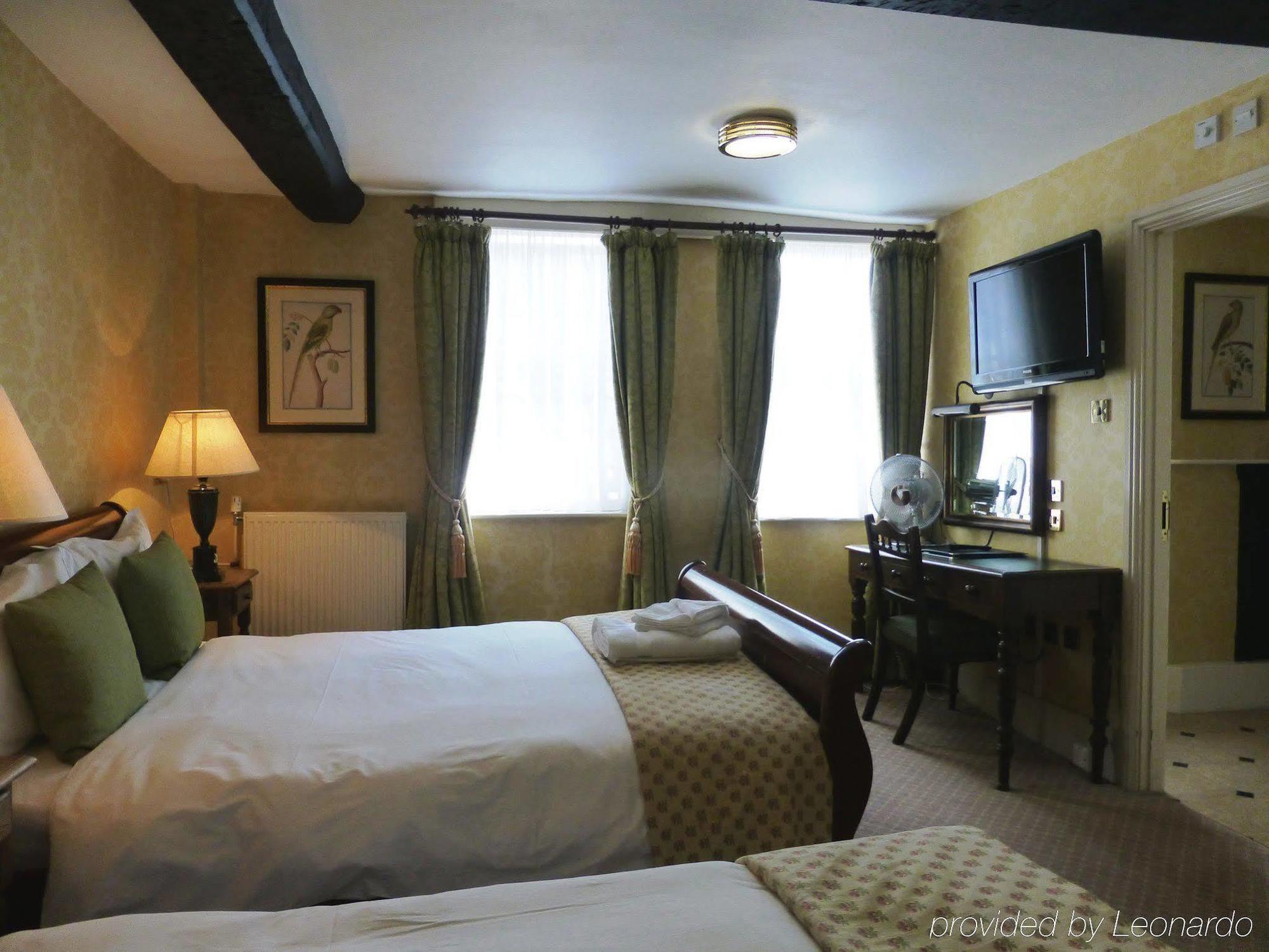 The Bear Hotel Дивайзис Экстерьер фото